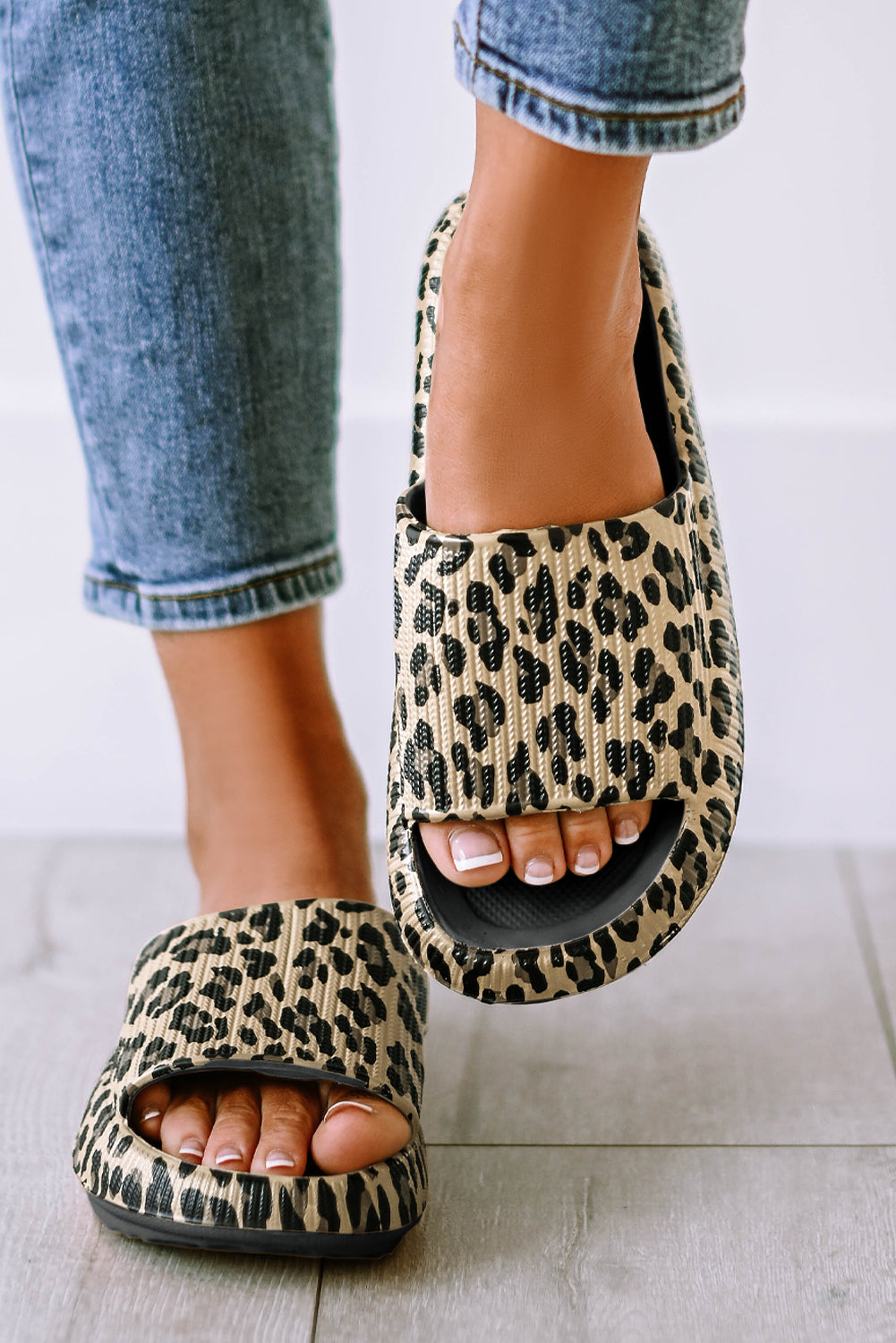 Leopard Print Thick Sole Slip On Slippers - Nicole Lee Apparel