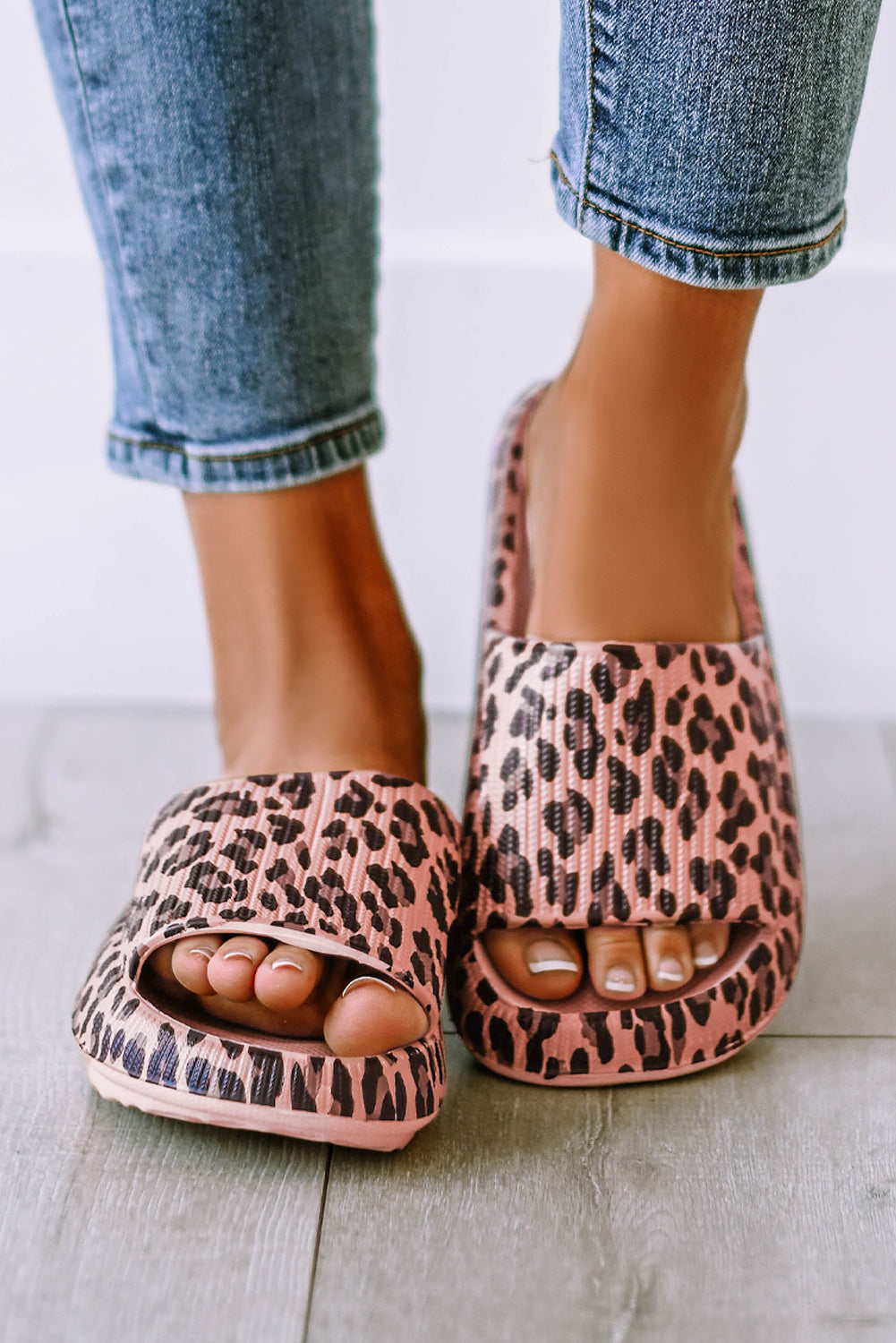 Leopard Print Thick Sole Slip On Slippers - Nicole Lee Apparel