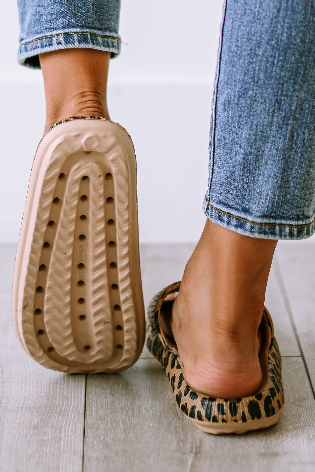 Leopard Print Thick Sole Slip On Slippers - Nicole Lee Apparel