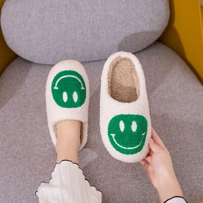 Melody Smiley Face Slippers - Nicole Lee Apparel