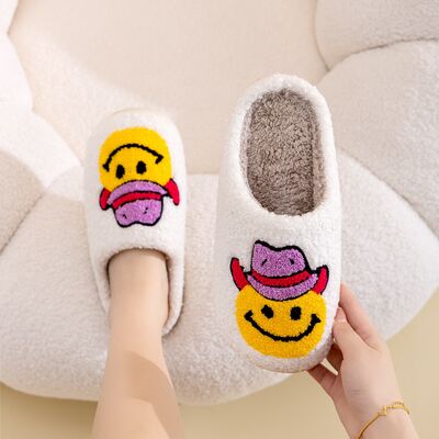 Melody Smiley Face Slippers - Nicole Lee Apparel