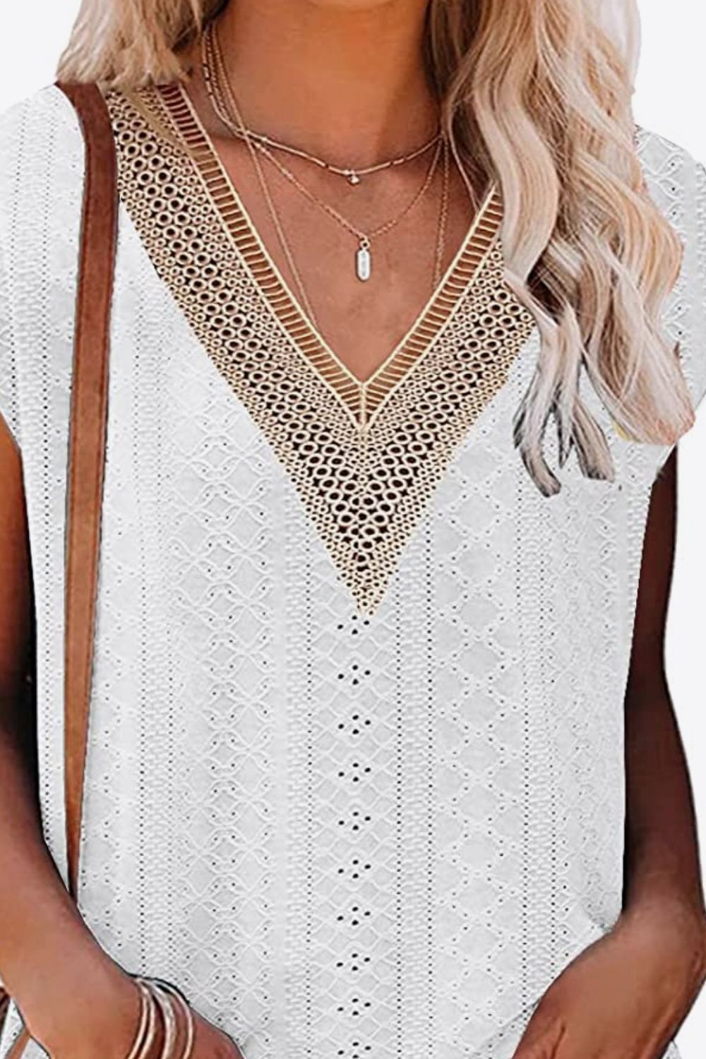 Eyelet Contrast V-Neck Tee - Nicole Lee Apparel