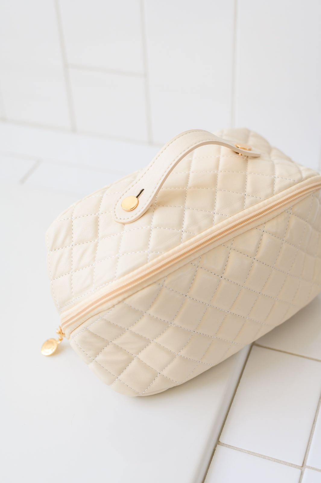 Large Capacity Quilted Makeup Bag in Cream - Nicole Lee Apparel